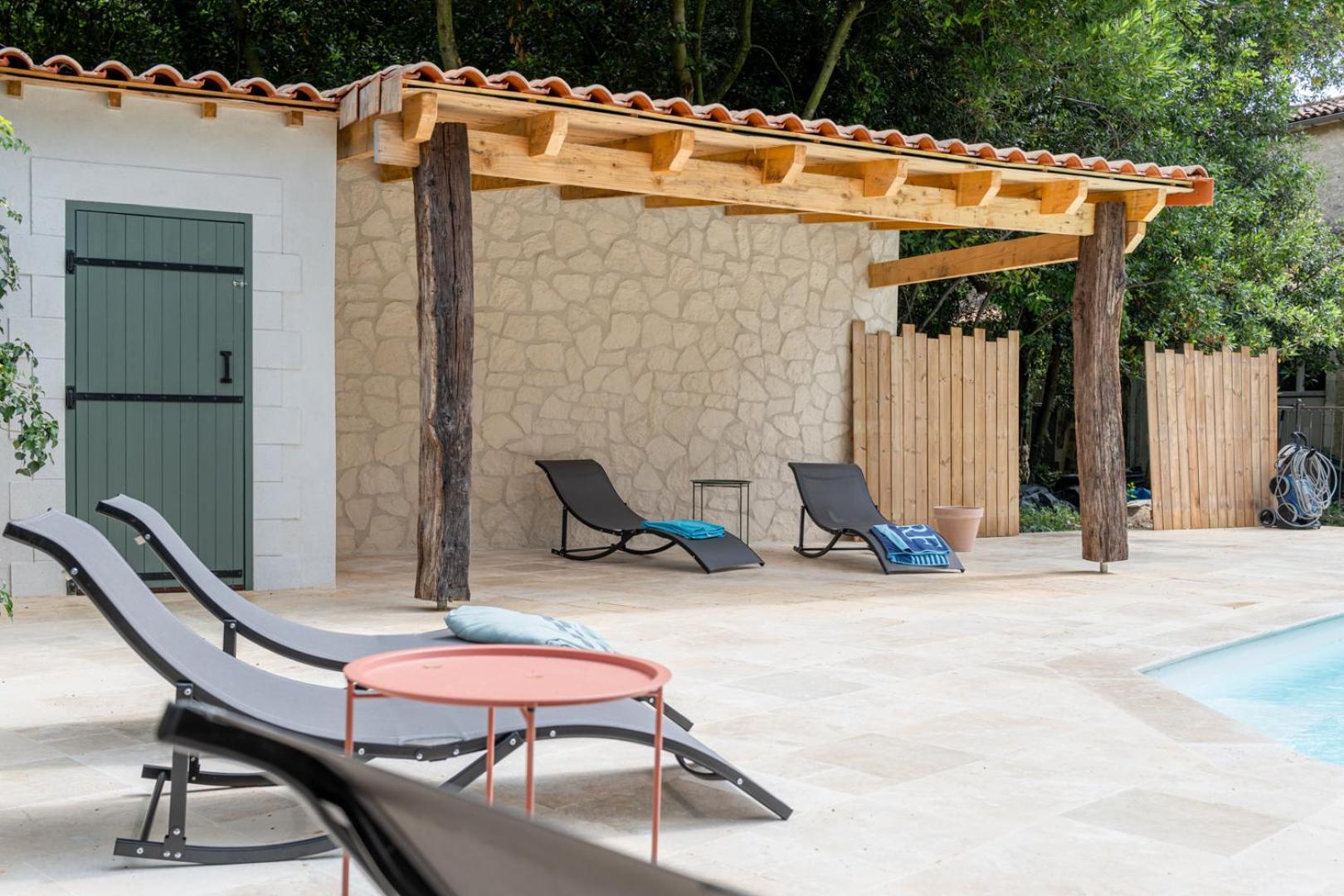 H De Surgeres Bed & Breakfast Bagian luar foto